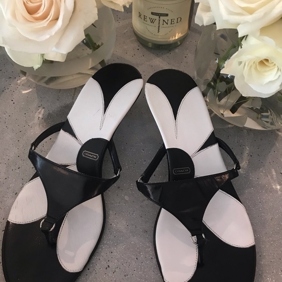 Coach Sandals 👡 - Picture 4 of 9